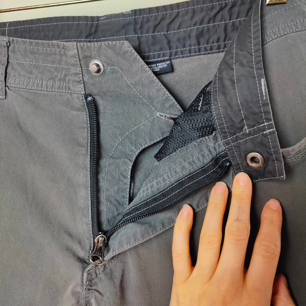 Kuhl Konfidant Air Hiking Pants Mens 32x30 Gray Vented Cargo Tactical Gorpcore - Picture 9 of 14